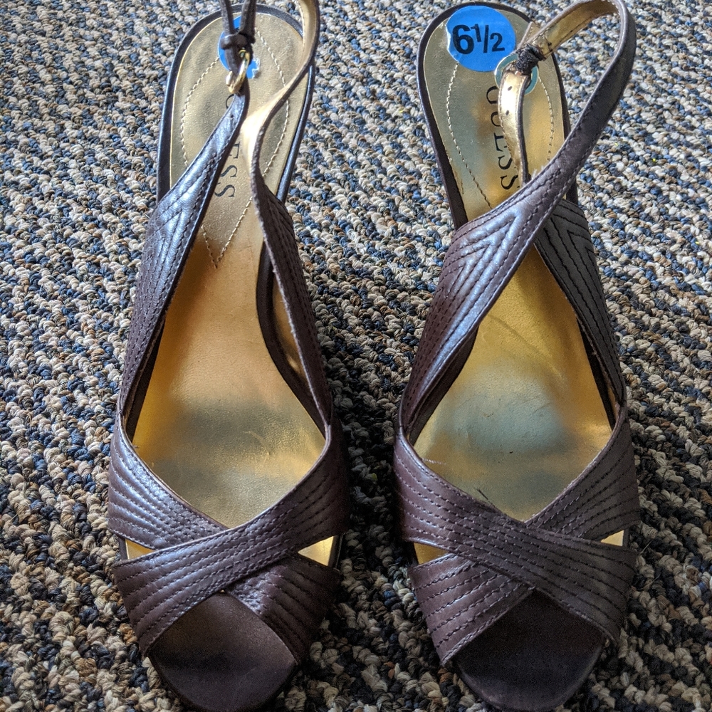 NWT Guess Brown Leather Open Toe Heels 6.5M